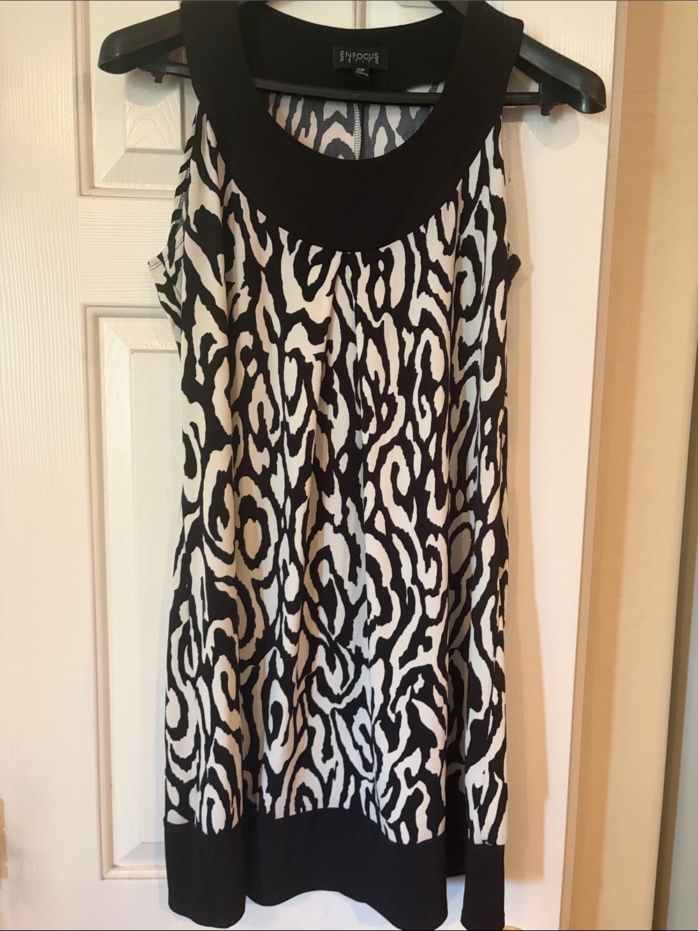 Enfocus Petite Black and White Abstract Zebra / Animal Print dress